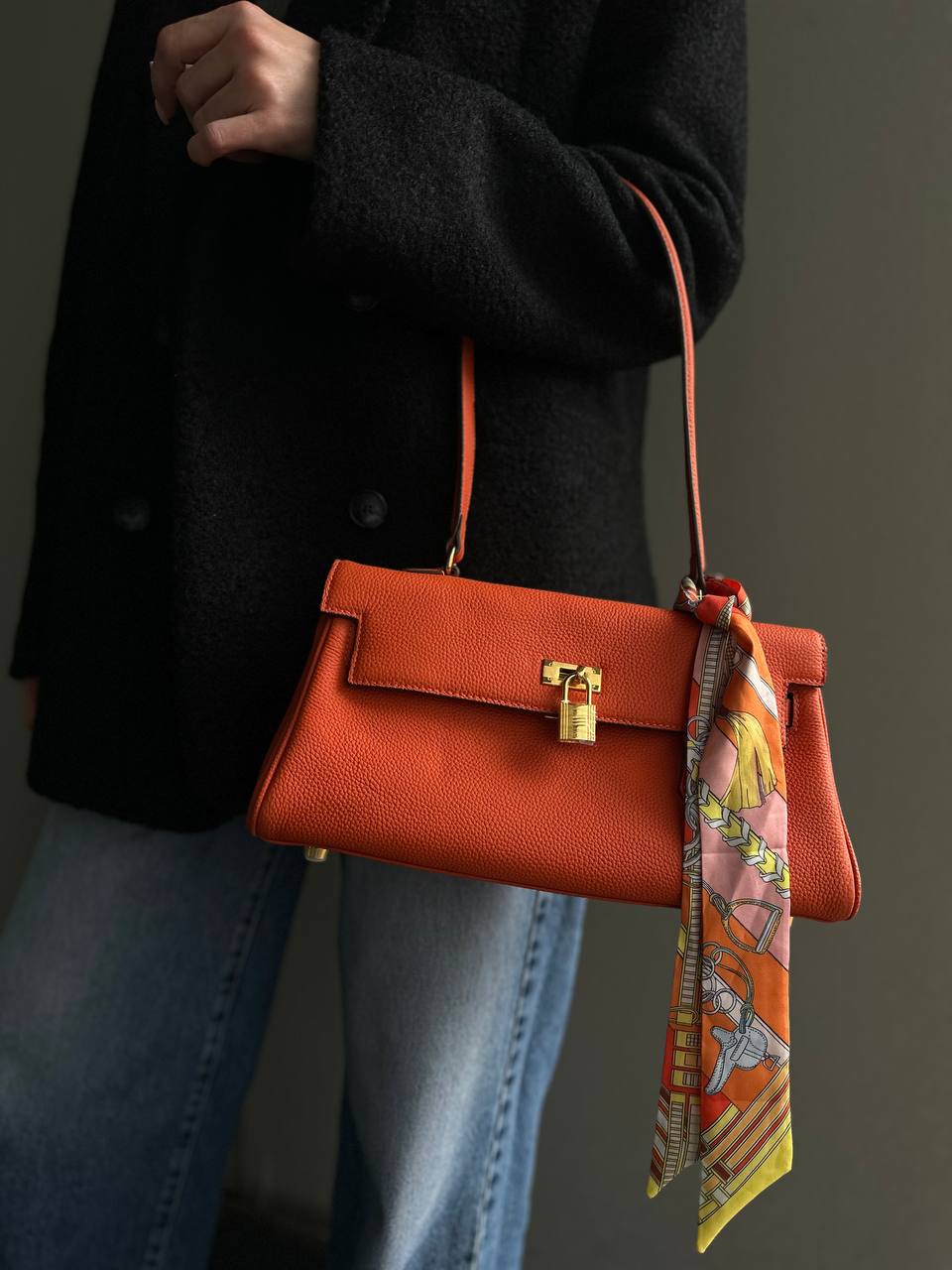 Sac en cuir haut de gamme avec fermeture à cadenas originale, fabriqué en Italie
