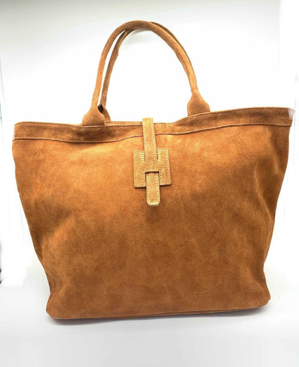 Sac à main en daim avec détail nœud