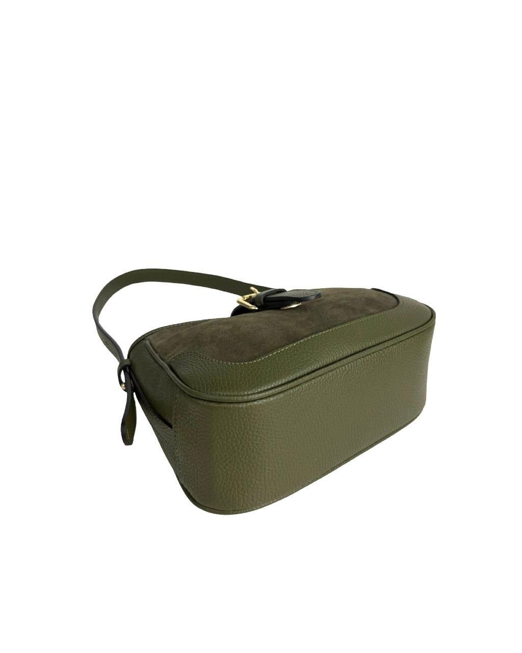 Sac à bandoulière en daim italien — compact mais frappant