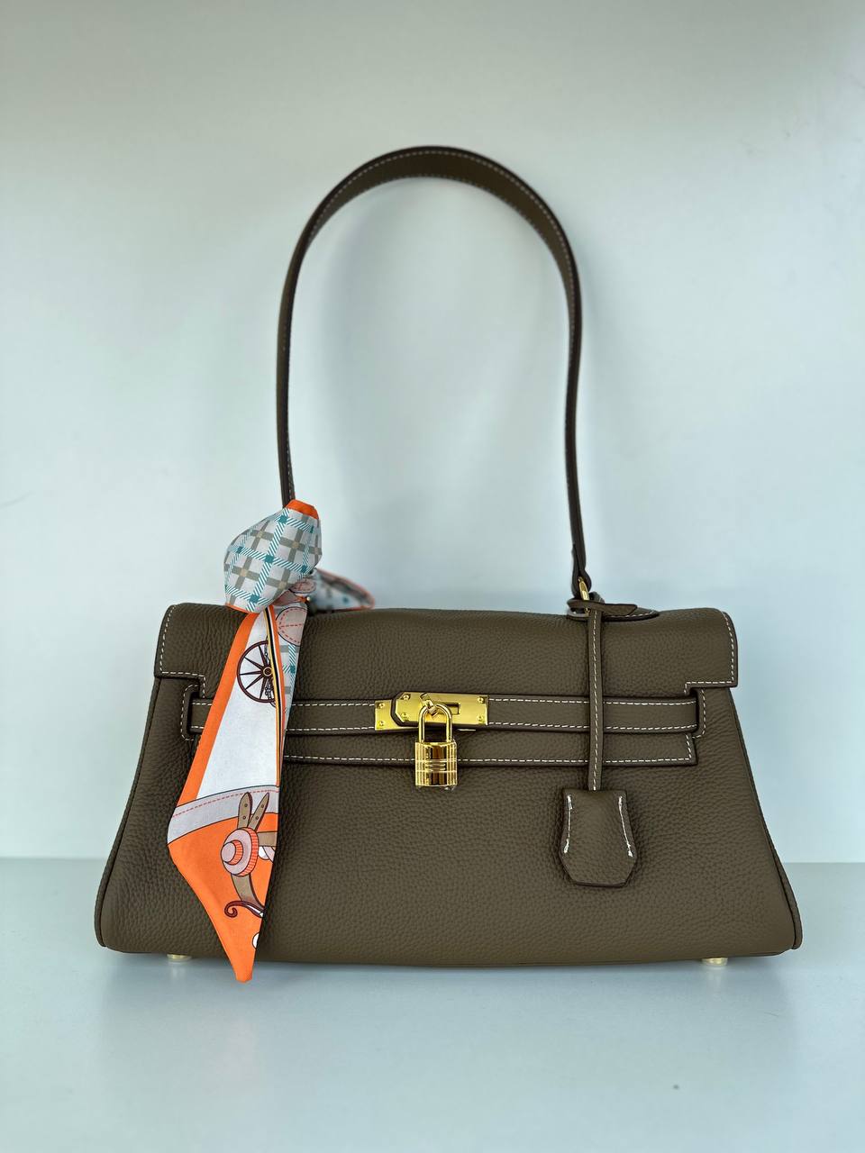 Sac en cuir haut de gamme avec fermeture à cadenas originale, fabriqué en Italie