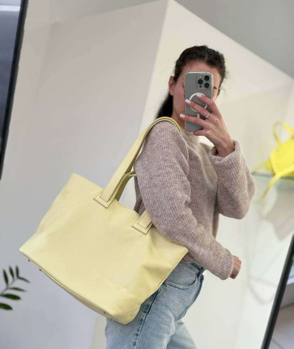 Elegant Leather Tote Bag